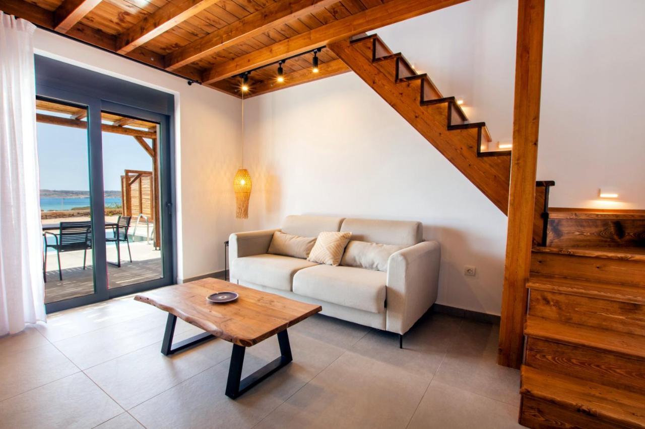 Cato Agro 3, Seafront Villa With Private Pool Afiartis Exterior photo